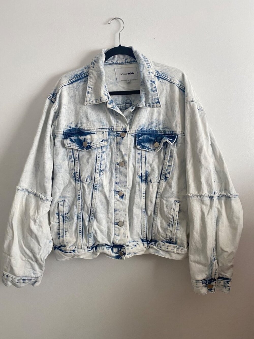 Acid Wash Oversized Denim Jacket With Pockets By Fashion Nova Size M